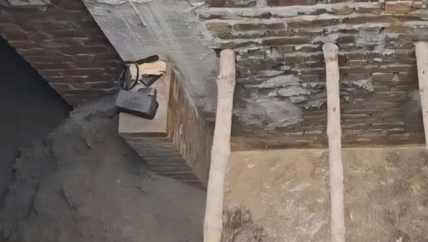 সাভারে নির্মাণাধীন ভবনের লিফটের  গর্তে পড়ে শিশুর মৃত্যু