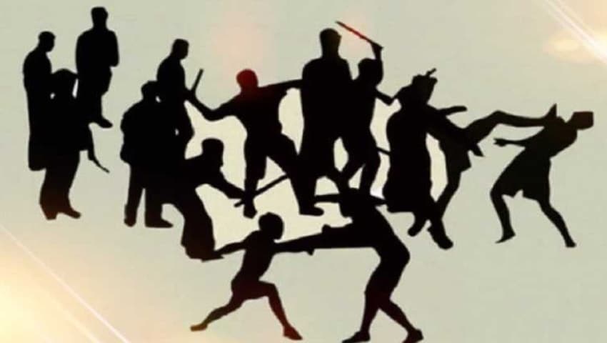 আশুলিয়ায় ঝুট ব্যবসা দখলে নিতে  হামলা-ভাঙচুর, আটক ১১