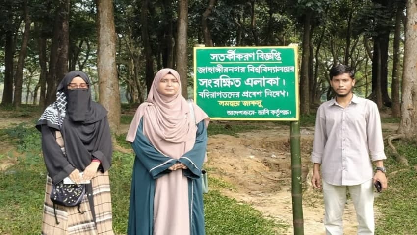 পাখির জন্য উপযোগী পরিবেশ তৈরিতে জাকসুর উদ্যোগে জাবির মনপুরা লেকের সংস্কার কাজ শুরু