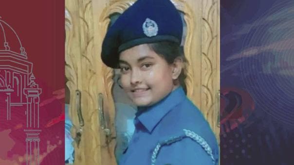 গাজীপুরে কনস্টেবলকে স্যার ডেকে ধরা পড়লেন ভুয়া নারী এসআই