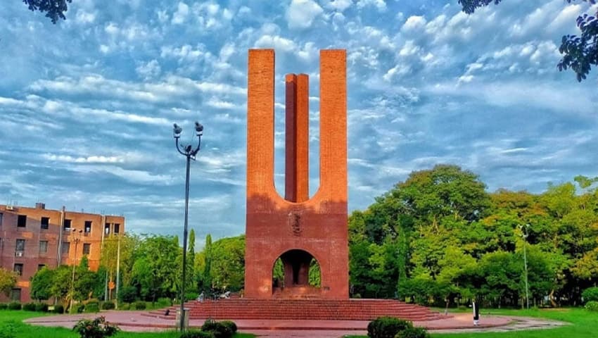 জাবিতে গণ-অভ্যুত্থানে হামলায় জড়িত ৬৪ শিক্ষার্থী আজীবন বহিষ্কার, ৭৩ জনের সনদ বাতিল