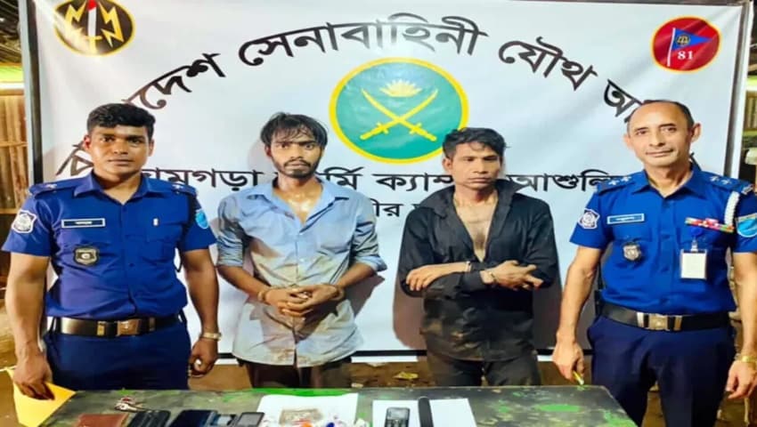 আশুলিয়ায় যৌথ বাহিনীর অভিযানে ভূয়া ডিবি আটক